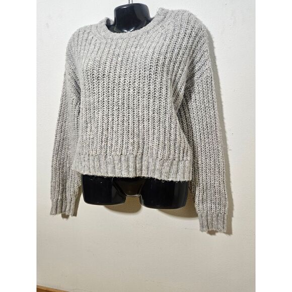 American Eagle Cropped Pointelle Knit Crew Neck‎ Sweater  Gray size Large - Picture 1 of 6